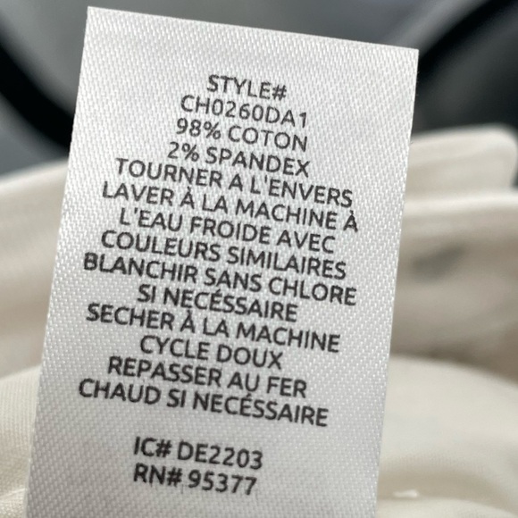 Sanctuary Sidewalk Denim Cutoff Shorts In Vintage White NWT - Picture 5 of 11